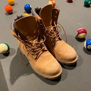 CLASSIC TIMBERLAND BOOTS
